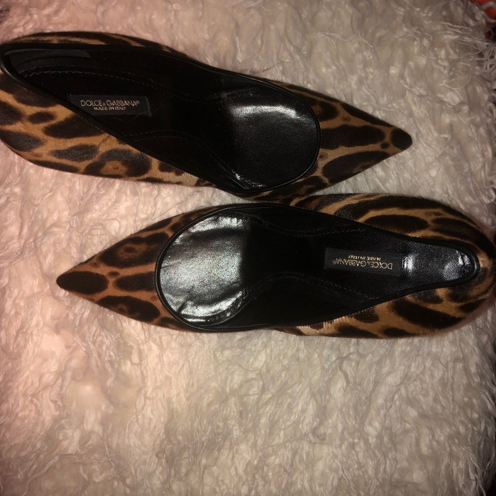 Dolce Gabana LEOPARD-PRINT PUMPS size 10.5